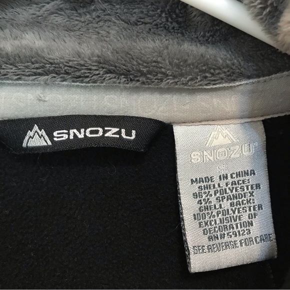 Snozu ⚜️ Gray Jacket - Picture 7 of 15